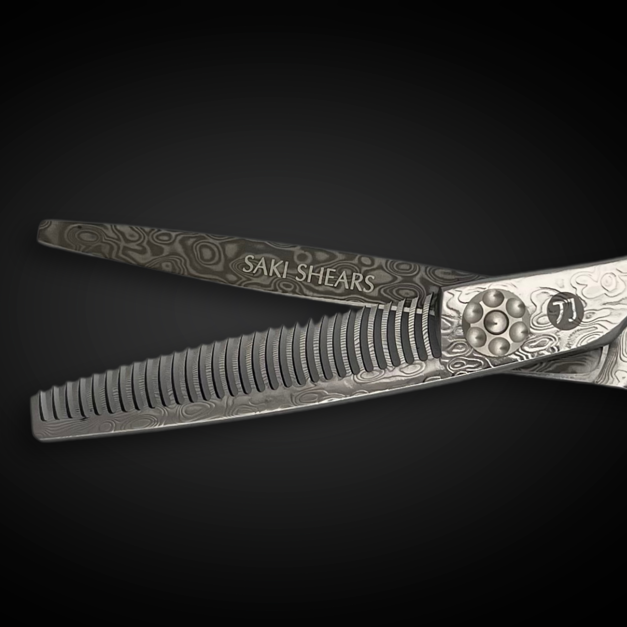 Saki Kanzen Damascus Texturizing/Thinning Shears - Return