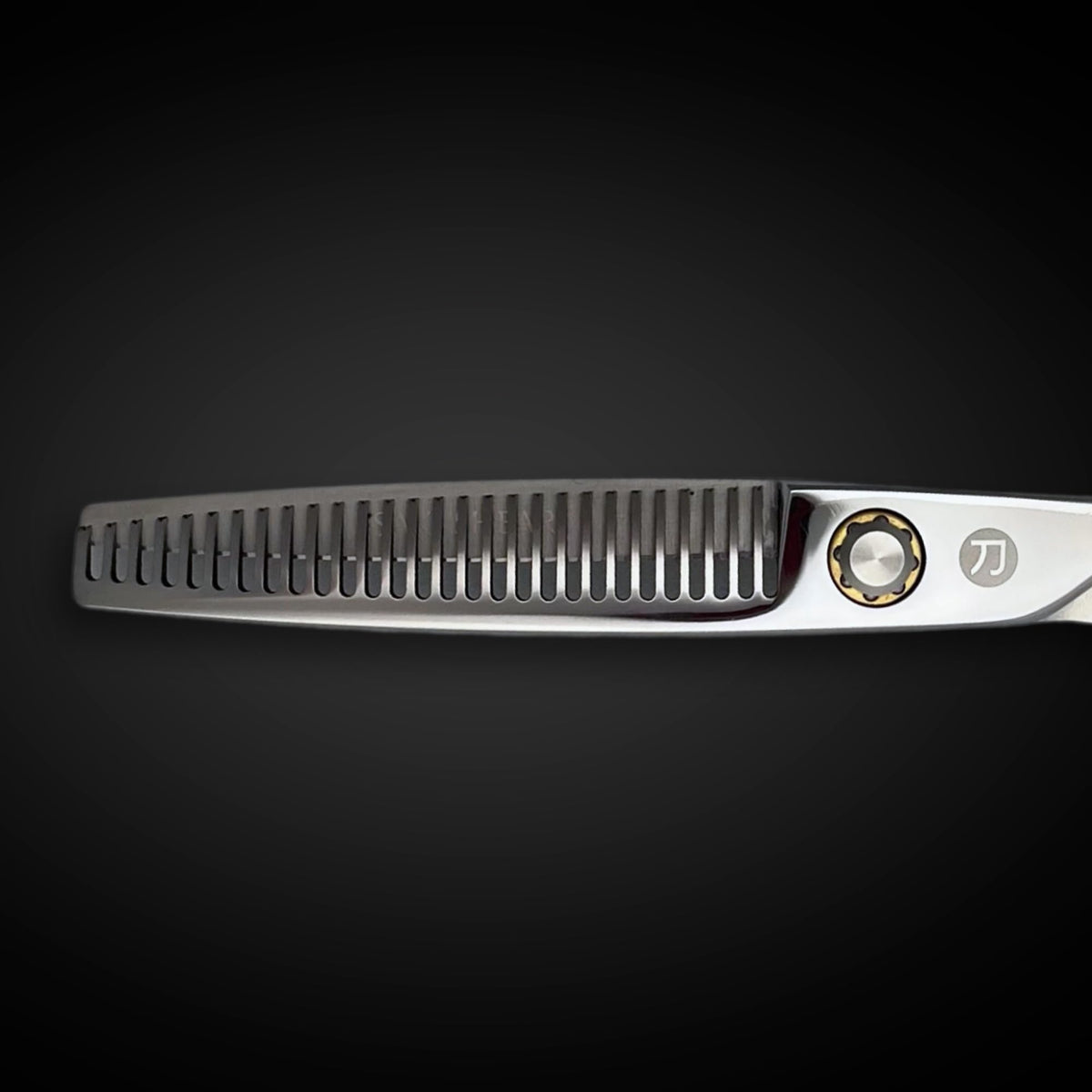 Saki Shears Musashi 6 inch hair thinning shears