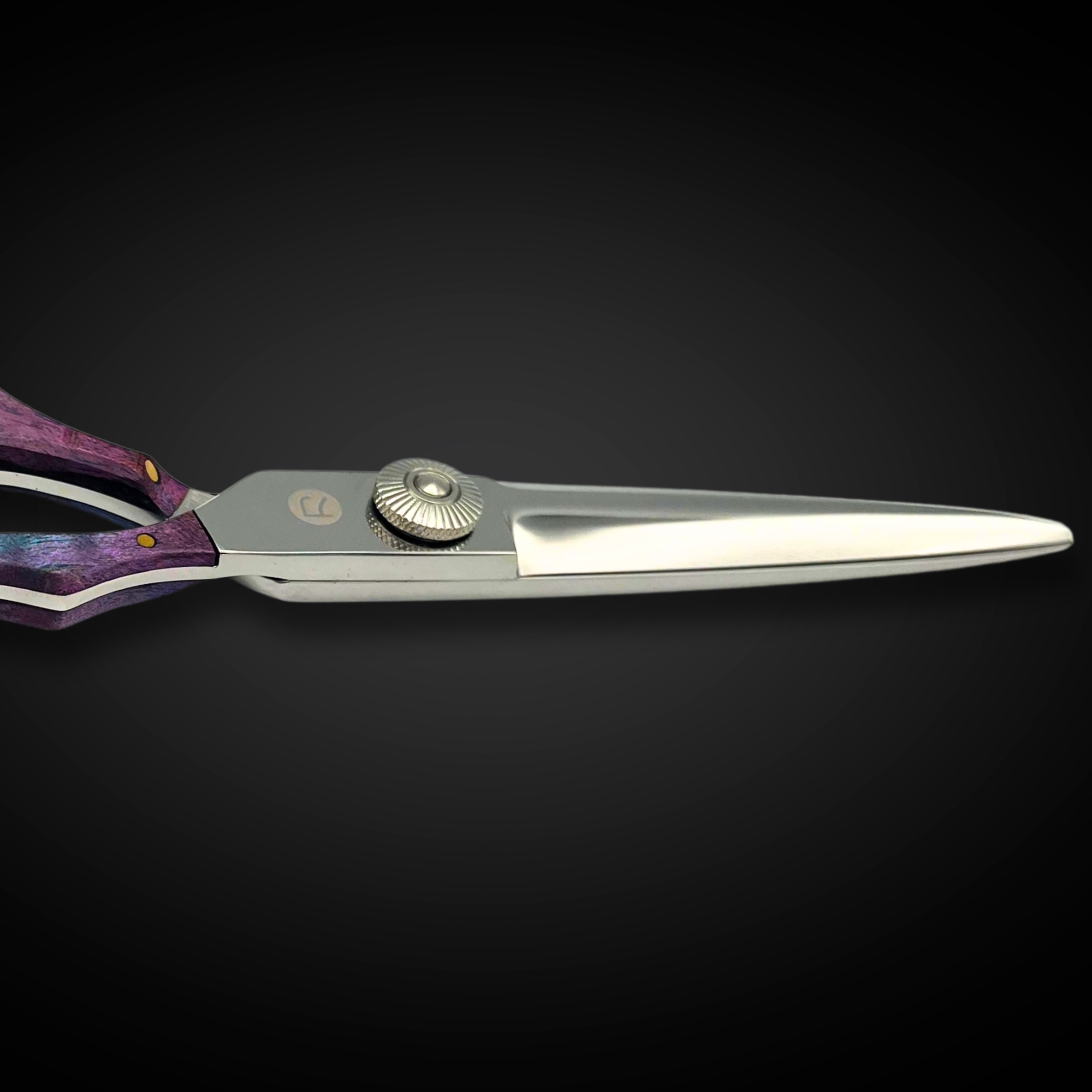 Saki Kigumi Wood and Steel Hair Cutting Shears - Open Box