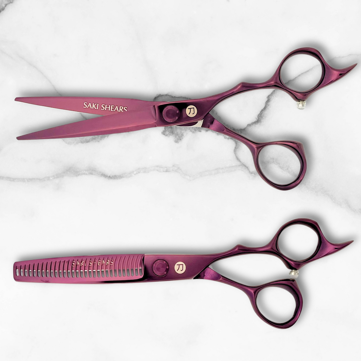 The Difference Between Thinning Shears and Texturizing Shears