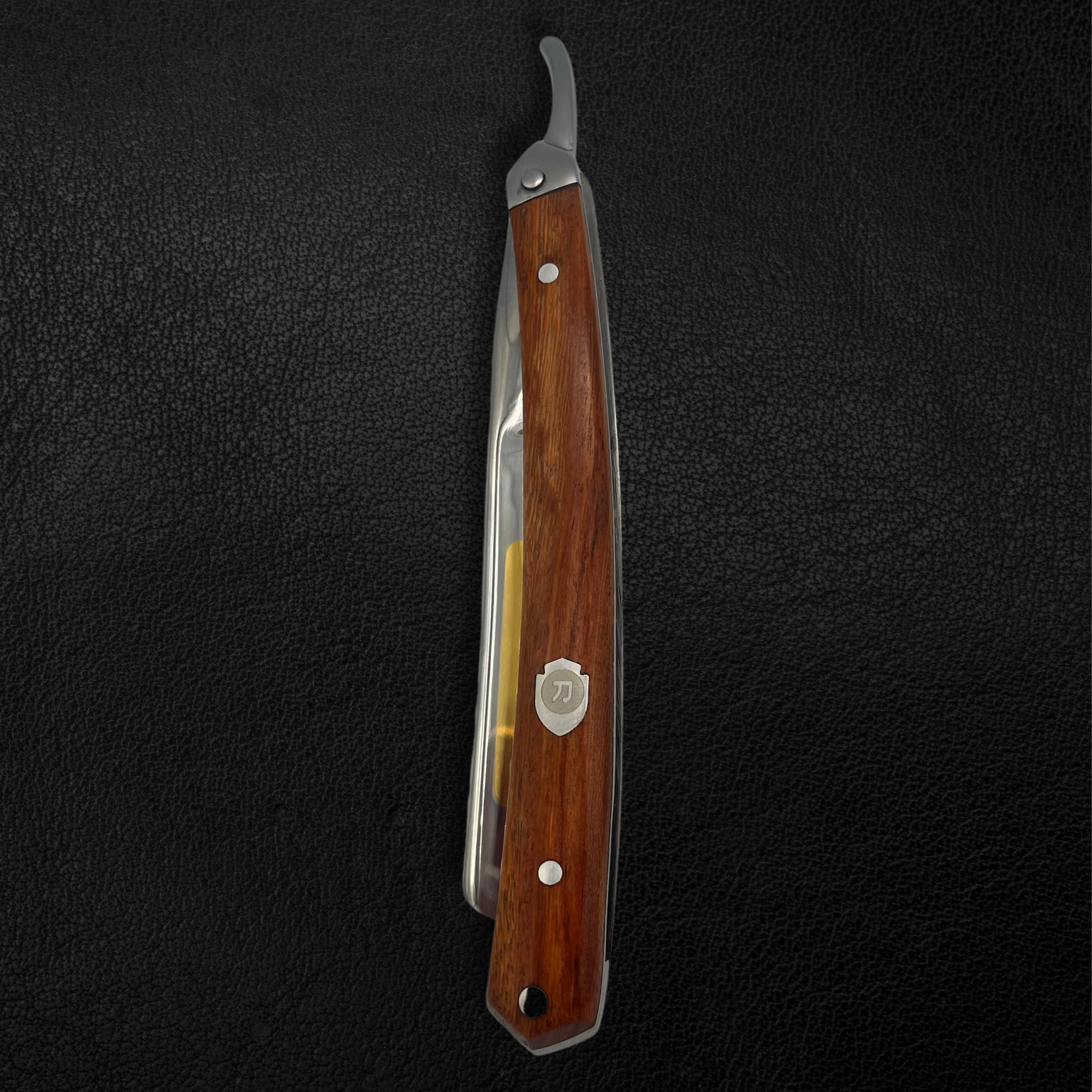 Saki Shears Shinobi Wood Straight Razor