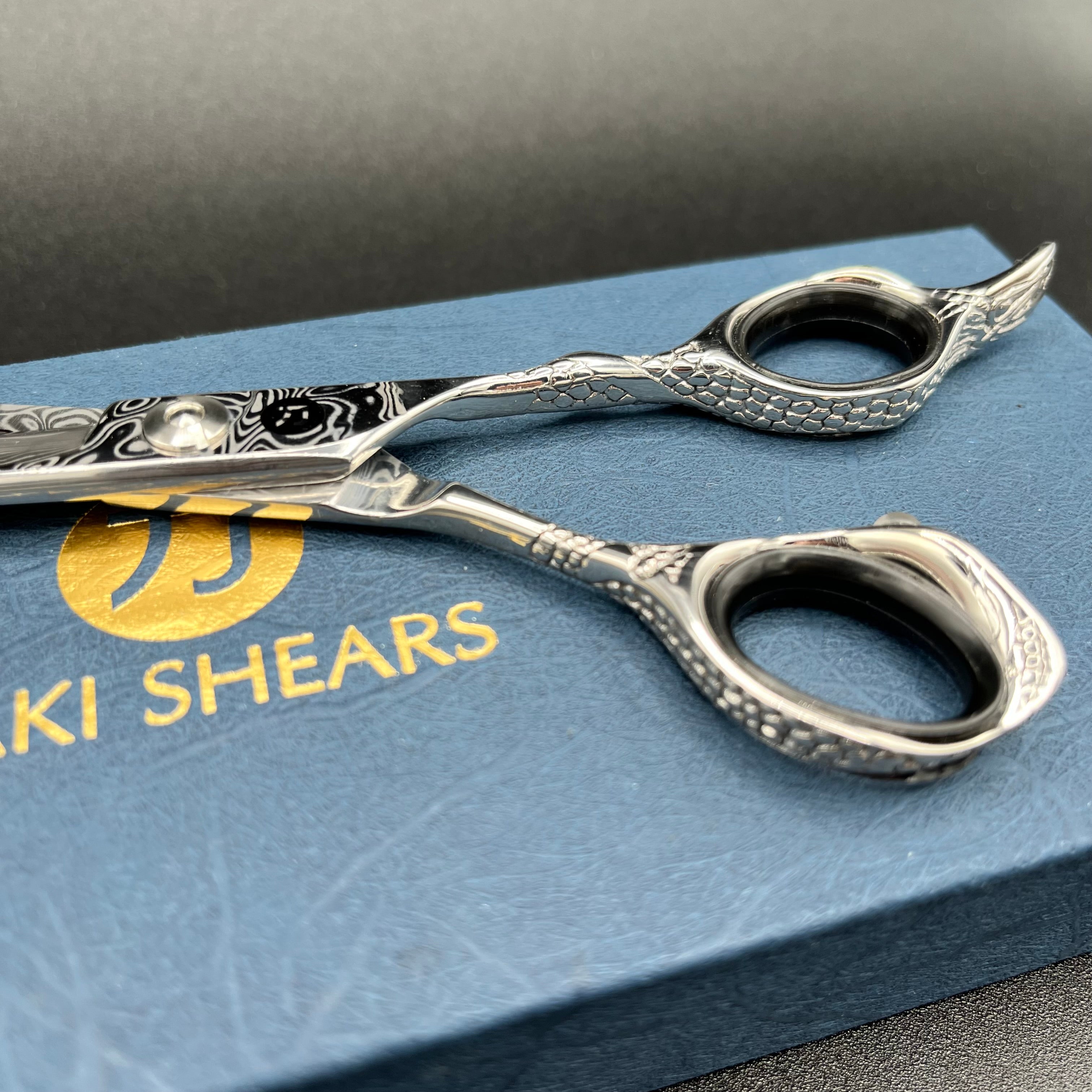 Kamakura Damascus Shears Set (Hair Cutting and Thinning Shears)